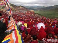 Tibetan Buddhism in China 色達喇榮五明佛學院
